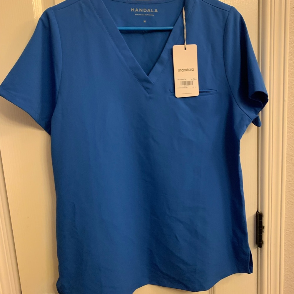 Woman’s Mandala Scrubs in royal blue
